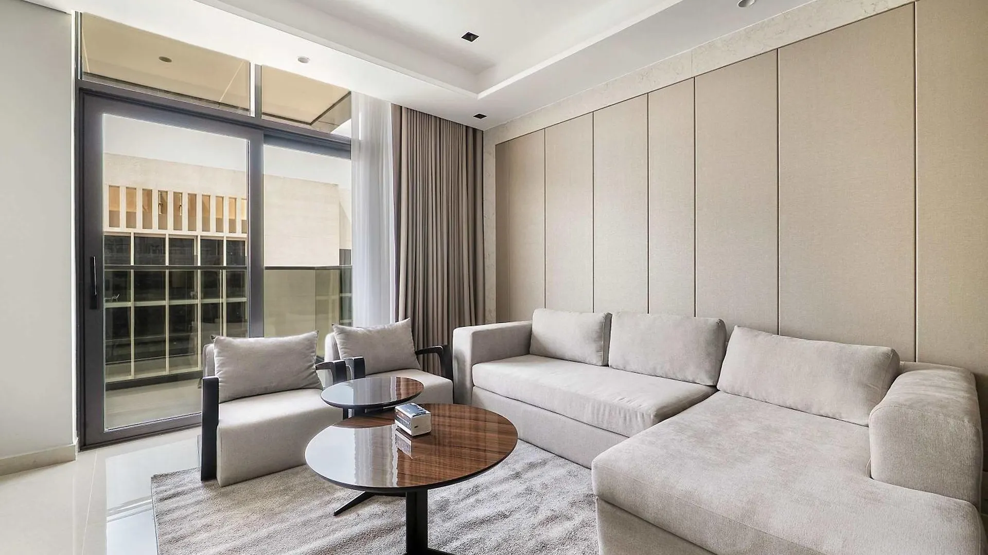 Luxury 1-Bedroom Apart In Business Bay Dubai Apartment