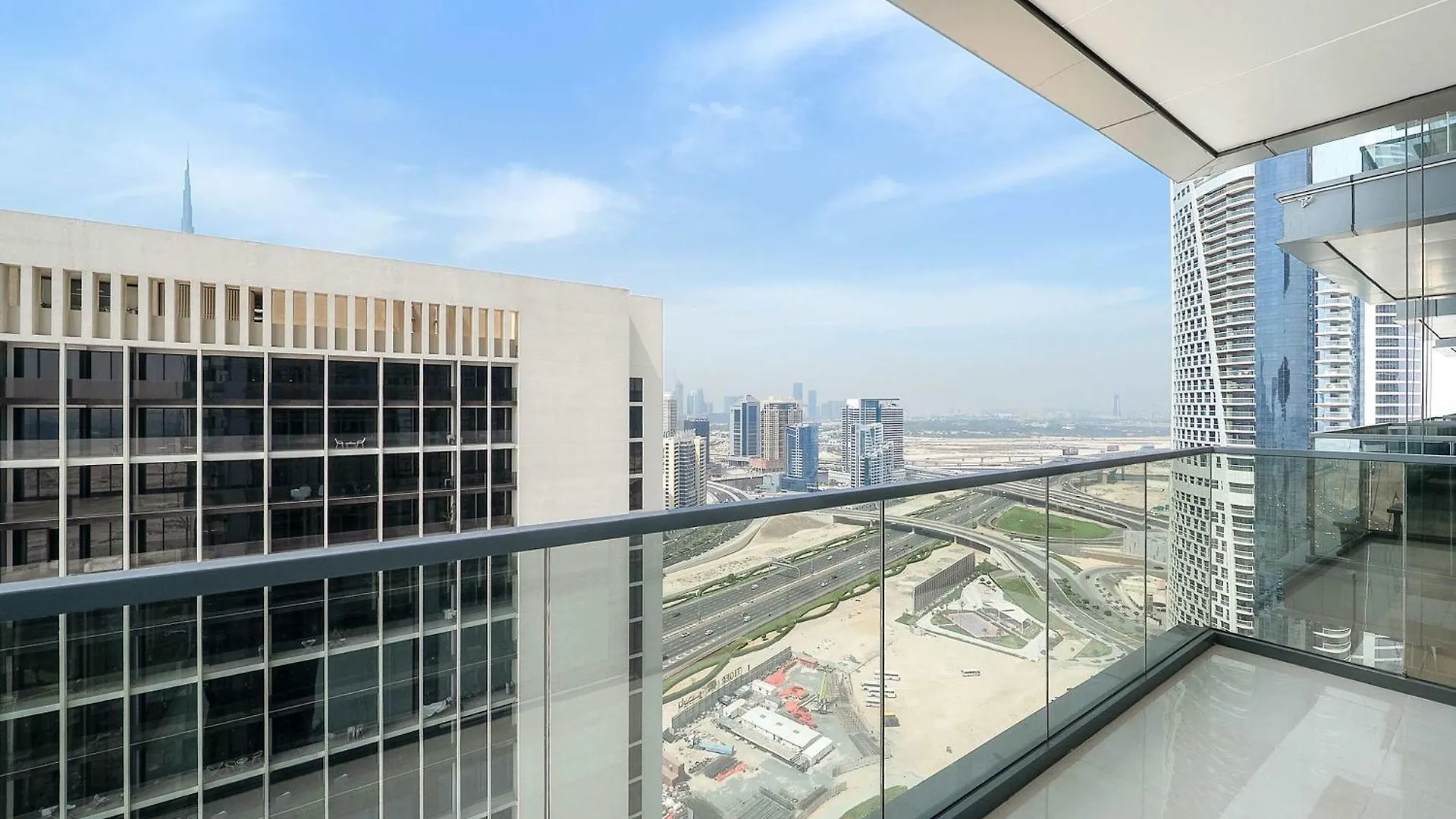 Luxury 1-Bedroom Apart In Business Bay Ντουμπάι Διαμέρισμα